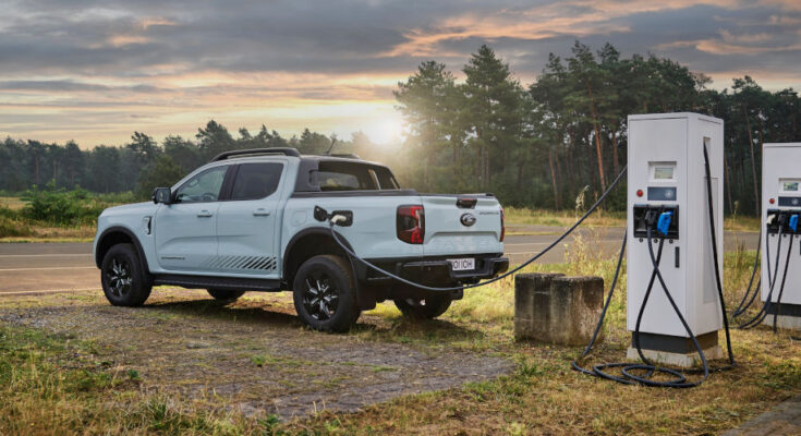 Ford Ranger PHEV 2025