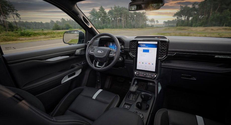 Ford Ranger PHEV 2025 Cockpit